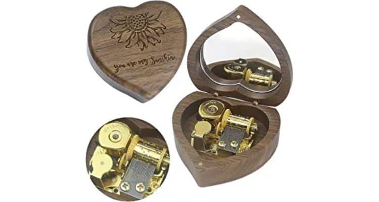 Heart-shaped music box